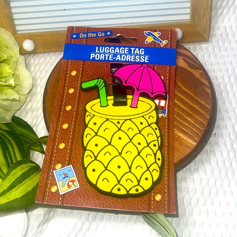 NEW Luggage Tag - Pineapple drink